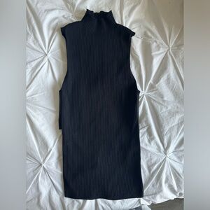 ARITZIA sculpt knit tie back top